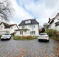 ENERGIEEFFIZIENT MIT PARKÄHNLICHEN GRUNDSTÜCK - Hamburg ENERGIEEFFIZIENT MIT PARKÄHNLICHEN GRUNDSTÜCK - Hamburg