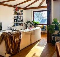 PLATZWUNDER MIT GARTENIDYLLE & KAMIN-CHARME - Dortmund PLATZWUNDER MIT GARTENIDYLLE & KAMIN-CHARME - Dortmund