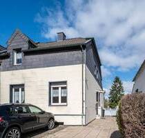 Einfamilienhaus mit Anbau und zwei Kfz-Stellplätzen in ruhiger Sackgassenlage - Dortmund Brackel Einfamilienhaus mit Anbau und zwei Kfz-Stellplätzen in ruhiger Sackgassenlage - Dortmund Brackel