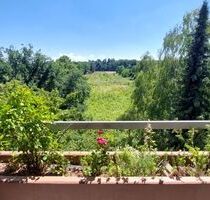 Provisionsfrei* Sanierte 3-Zimmer-Wohnung mit großem Balkon & Garage in Frankfurt Oberrad *NEUER PREIS* - Frankfurt am Main Provisionsfrei* Sanierte 3-Zimmer-Wohnung mit großem Balkon & Garage in Frankfurt Oberrad *NEUER PREIS* - Frankfurt am Main