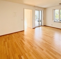 F-Unterliederbach: 2-Zimmer-Wohnung mit schöner und großzügiger Dachterrasse! - Frankfurt am Main F-Unterliederbach: 2-Zimmer-Wohnung mit schöner und großzügiger Dachterrasse! - Frankfurt am Main