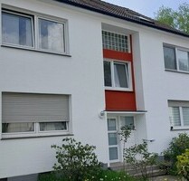 Mehrfam. Haus mit 14 Wohnungen und 8 Garagen in Wuppertal Mehrfam. Haus mit 14 Wohnungen und 8 Garagen in Wuppertal