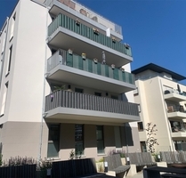 Wohnen fast wie im Hotel: Moderne 2-Zimmer-Wohnung mit offener Küche und EBK - Dresden Löbtau-Nord Wohnen fast wie im Hotel: Moderne 2-Zimmer-Wohnung mit offener Küche und EBK - Dresden Löbtau-Nord