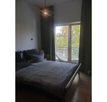 Provisionsfreie 2-Zimmer-Penthousewohnung mit umlaufendem Balkon in Bonn – Rheinnähe Provisionsfreie 2-Zimmer-Penthousewohnung mit umlaufendem Balkon in Bonn – Rheinnähe