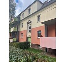 3-Zimmer-Wohnung mit Balkon und Tageslichtbad in ruhiger Seitenstraße - Dresden Reick 3-Zimmer-Wohnung mit Balkon und Tageslichtbad in ruhiger Seitenstraße - Dresden Reick
